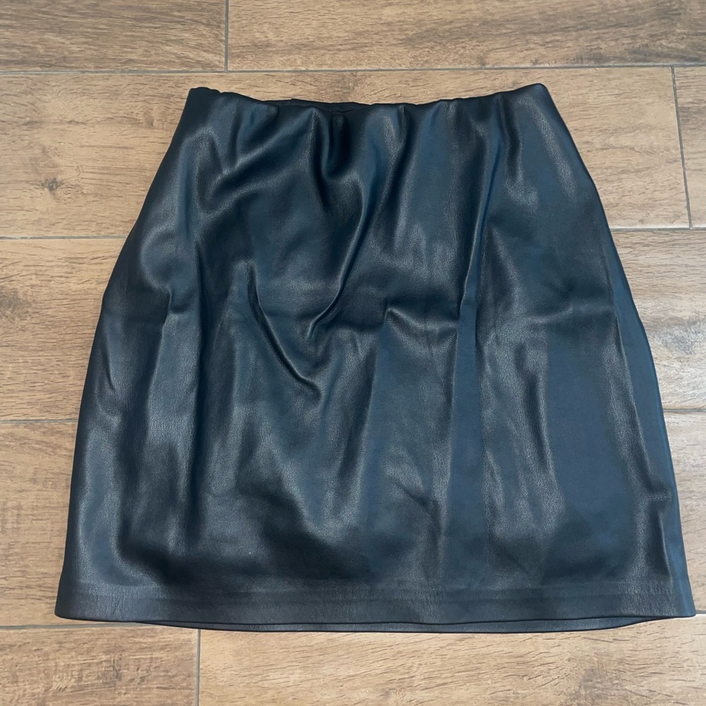 Express leather mini skirt